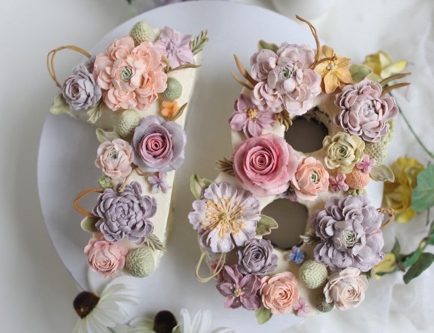 Flower Cakes - The Cake Eating Company NZ